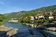 13 Dal Ponte Vecchio vista sul Brembo a valle